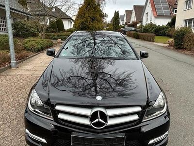 Gebraucht Mercedes C220 AMG 170 PS (125 kW) 2012 Schwarz Coupé