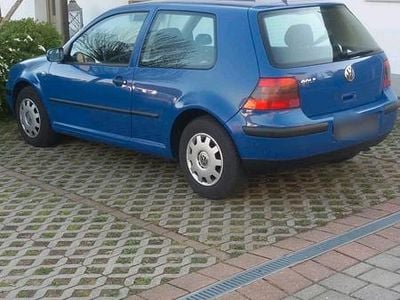 Gebraucht VW Golf IV 72 PS (52 kW) 2000 Blau Kleinwagen