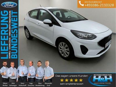 Używany Ford Fiesta Cool & Connect 75 KM (55 kW) 2022 Biały Hatchback