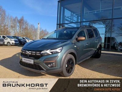 Neu Dacia Jogger Extreme 140 PS (102 kW) 2025 Zedergrün Van / Kleinbus
