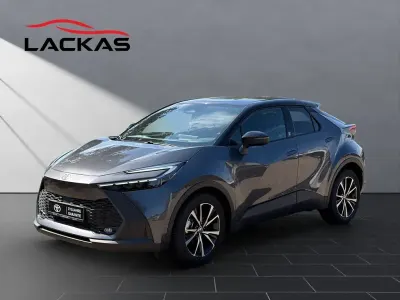 Gebraucht Toyota C-HR Team 140 PS (102 kW) 2024 Grau SUV