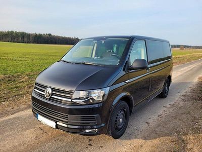 Second-hand VW T6 150 CP (110 kW) 2017 Negru Van