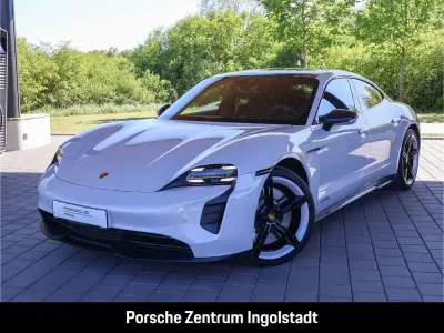 Begagnad Porsche Taycan GTS Sport 439 kW (598 HK) 2023 Grå Sedan