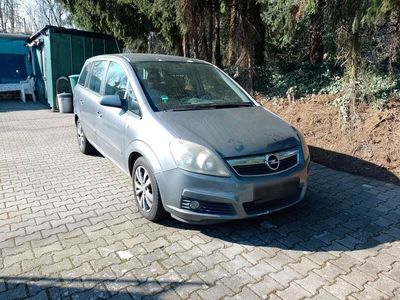 gebraucht Opel Zafira 1,8 benzina
