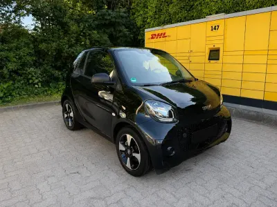 Używany Smart ForTwo Electric Drive 60 kW (82 KM) 2020 Czarny Kabriolet
