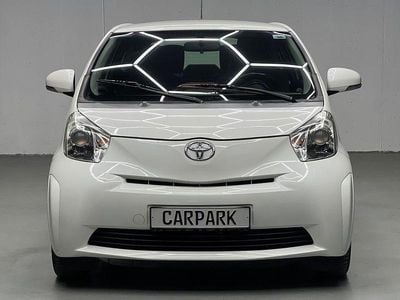 Toyota iQ