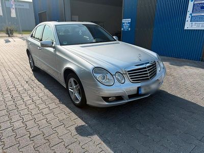 Mercedes E220