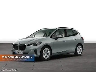 Gebraucht BMW 220 Active Tourer Luxury Line 156 PS (114 kW) 2025 Skyscraper grau metallic Van / Kleinbus