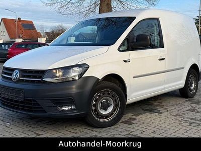 Weiß Gebraucht 2016 VW Caddy Van / Kleinbus | 6.600 €