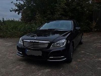 Schwarz Gebraucht 2014 Mercedes C200 Limousine | 10.499 € (Superpreis)