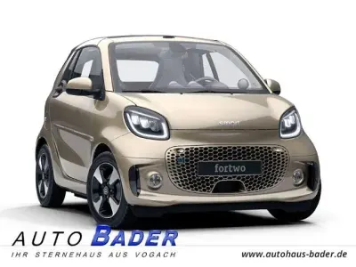 Gebraucht Smart ForTwo Electric Drive Passion Exclusive 60 kW (82 PS) 2024 Gold Cabrio