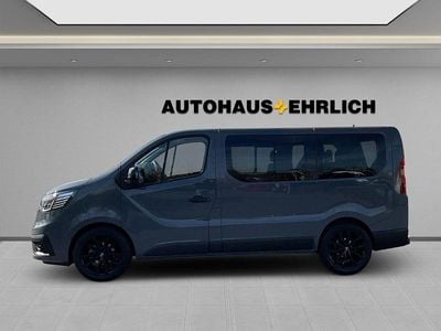 Second-hand Renault Trafic Life 150 CP (110 kW) 2022 Gri Monovolum