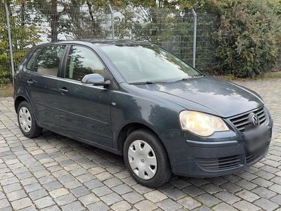 VW Polo
