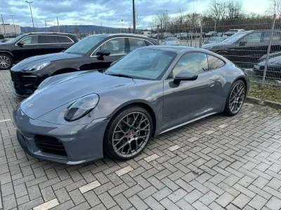 Gebraucht Porsche 911 Carrera 394 PS (289 kW) 2025 Grau Coupé