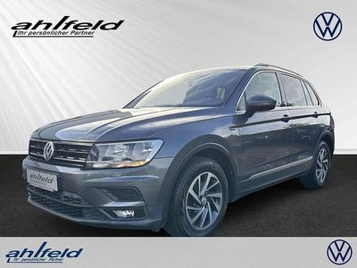 Indiumgrau (metallic) Gebraucht 2017 VW Tiguan Sound SUV | 18.730 € (Etwas zu teuer)