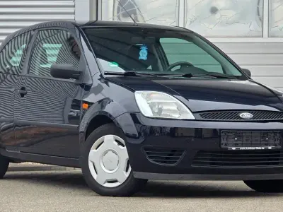 Gebraucht Ford Fiesta Ambiente 69 PS (50 kW) 2005 Schwarz Kleinwagen