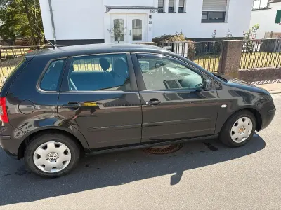 Gebraucht VW Polo 64 PS (47 kW) 2005 Schwarz Kleinwagen