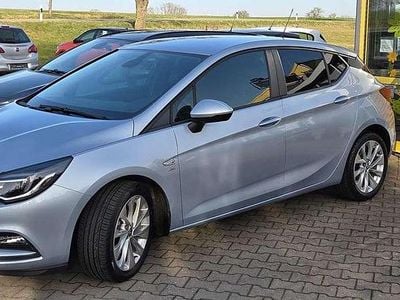 Gebraucht Opel Astra Active 125 PS (91 kW) 2019 Diamant blau(m2) / diam silb Kleinwagen