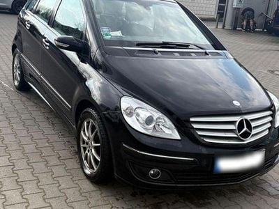 Gebraucht Mercedes B170 116 PS (85 kW) 2006 Schwarz Van / Kleinbus