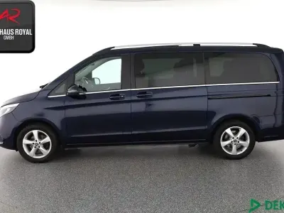 Usata Mercedes V220 163 CV (119 kW) 2021 Blu Monovolume