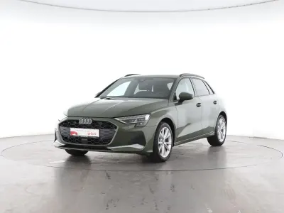 Gebraucht Audi A3 Advanced Plus 116 PS (85 kW) 2025 Distriktgrün metallic Limousine
