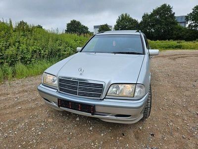 Mercedes C200