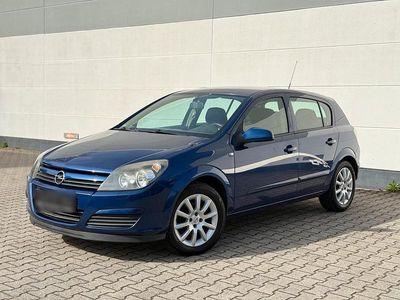 Usata Opel Astra 105 CV (77 kW) 2004 Blu Utilitaria