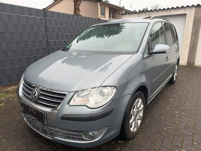 Grau Gebraucht 2008 VW Touran Van / Kleinbus | 3.300 € (Guter Preis)