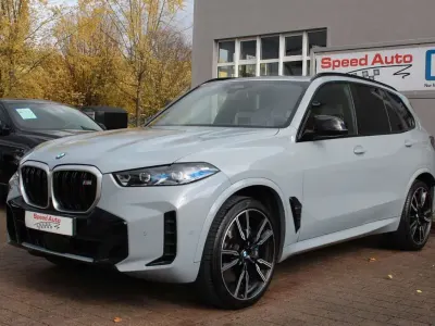 Gebraucht BMW X5 M Sport 530 PS (389 kW) 2024 Brooklyn grau metallic SUV