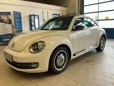 Używany VW Beetle Sport 160 KM (117 kW) 2013 Biały Hatchback