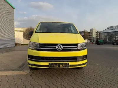 Gebraucht VW Caravelle 150 PS (110 kW) 2017 Gelb Van