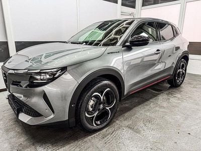 Neu Alfa Romeo GT Junior Edizione Speciale 148 PS (108 kW) 2026 Grau SUV