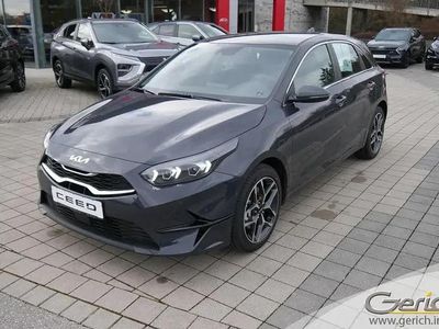 Pentametal metallic Gebraucht 2023 Kia Ceed Spirit Kleinwagen | 23.990 € (Fairer Preis)