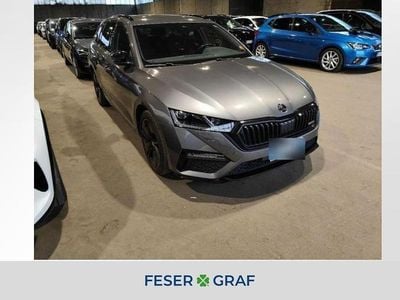 Graphitegrau metallic Gebraucht 2023 Skoda Octavia RS Kombi | 29.450 € (Fairer Preis)