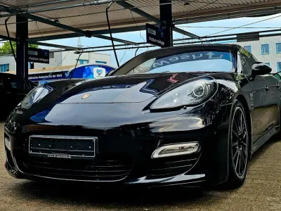 Gebraucht Porsche Panamera Turbo 500 PS (367 kW) 2010 Schwarz Kleinwagen