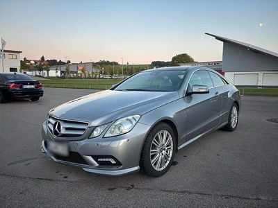 Usata Mercedes E350 AMG line 231 CV (169 kW) 2010 Grigio Coupé