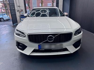 Weiß Gebraucht 2019 Volvo V90 R-Design Kombi | 26.000 € (Fairer Preis)