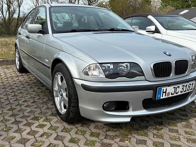 Second-hand BMW 318 M Sport 118 CP (86 kW) 2000 Argintiu Berlinǎ
