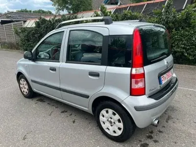 Gebraucht Fiat Panda 60 PS (44 kW) 2010 Silber Kleinwagen