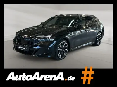 Gebraucht BMW 540 M Sport 303 PS (222 kW) 2025 Schwarz Kombi