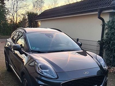 Usata Ford Puma Titanium 125 CV (91 kW) 2020 Grigio SUV