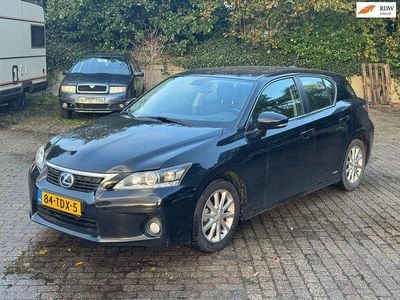Lexus CT200h