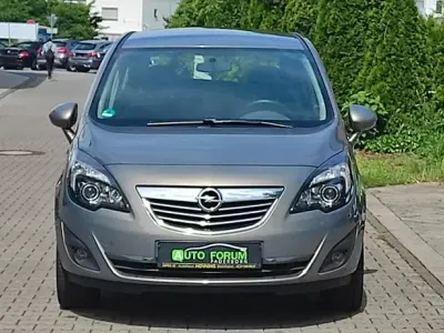 Gebraucht Opel Meriva Innovation 120 PS (88 kW) 2012 Braun Van / Kleinbus