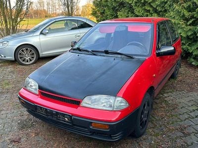 Usata Suzuki Swift 53 CV (38 kW) 1995 Rosso Utilitaria