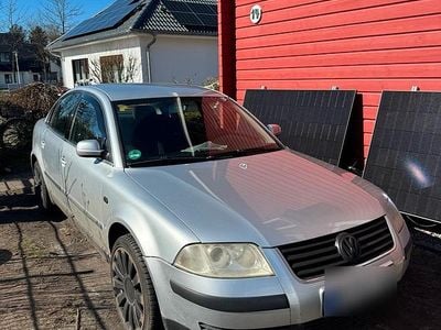 Gebraucht VW Passat 102 PS (75 kW) 2002 Silber Limousine