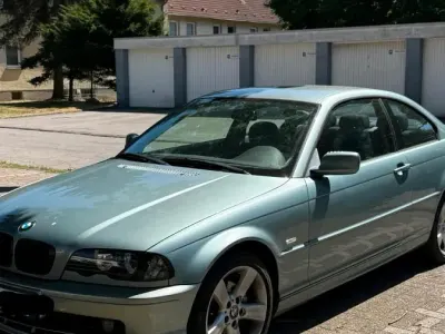 Gebraucht BMW 318 143 PS (105 kW) 2002 Grün Coupé