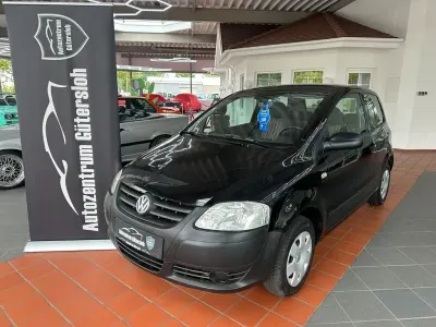 Gebraucht VW Fox 54 PS (39 kW) 2007 Schwarz Kleinwagen