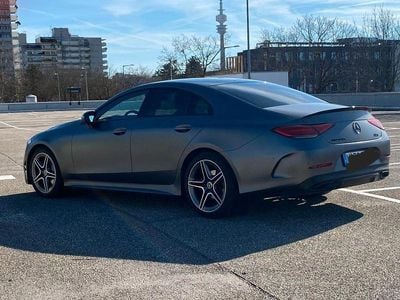 Gebraucht Mercedes CLS220 AMG 194 PS (142 kW) 2023 Grau Limousine