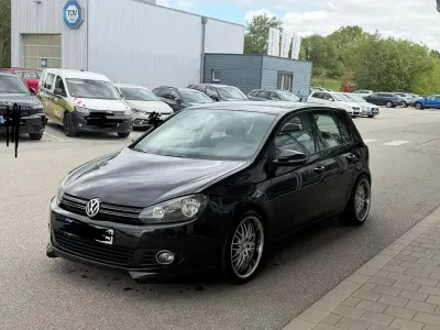 Gebraucht VW Golf VI Comfortline 122 PS (89 kW) 2009 Schwarz Kleinwagen