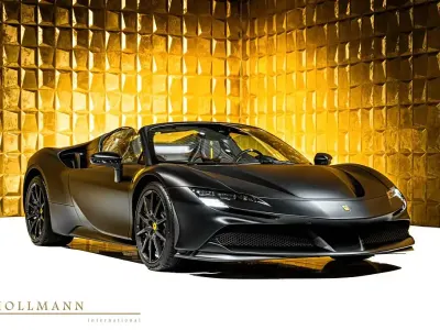 Nuova Ferrari SF90 999 CV (734 kW) 2026 Nero Cabrio